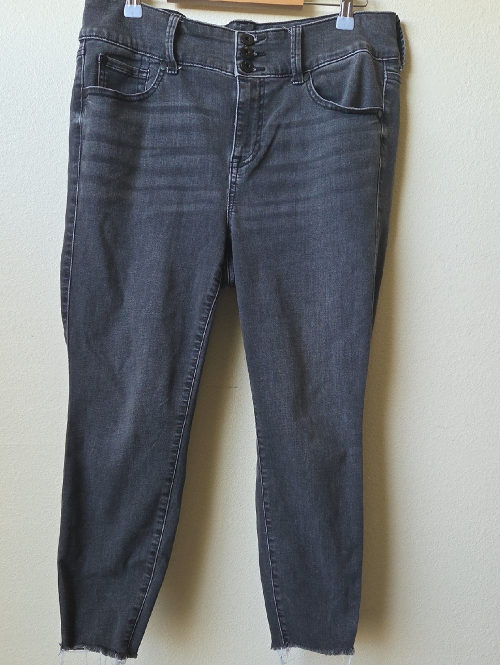Torrid Black Jegging Super Soft Jeans Size 14 Raw Hem